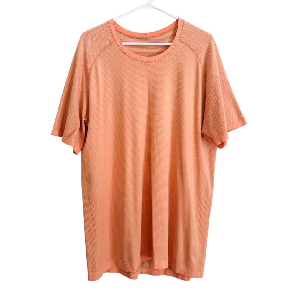 Lululemon Men's T-Shirt Short Sleeve Orange Athletic Activewear Performance